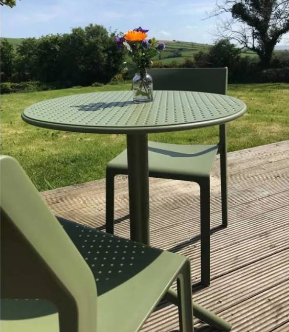 Стол пластиковый обеденный Step + Step Mini агава Ø605х400-765 мм Стол пластиковый обеденный Step + Step Mini агава Ø605х400-765 мм