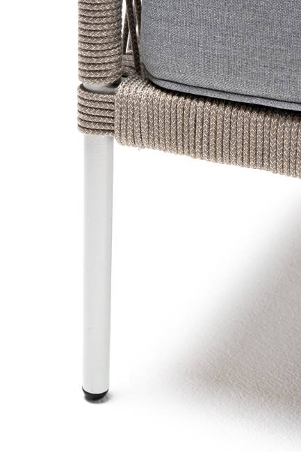 "Канны" кресло плетеное из роупа, каркас алюминий светло-серый (RAL7035) муар, роуп серый меланж круглый, ткань светло-серая "Канны" кресло плетеное из роупа, каркас алюминий светло-серый (RAL7035) муар, роуп серый меланж круглый, ткань светло-серая