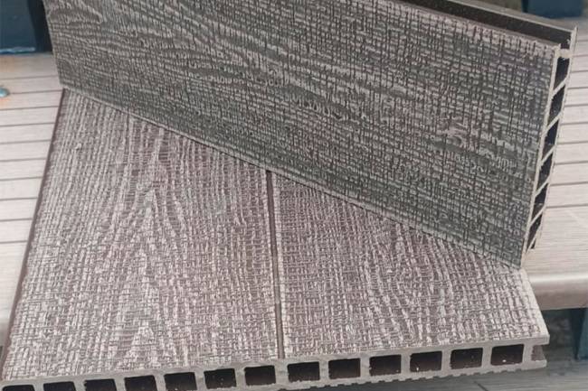 Террасная доска Deckron Woodlike 153*28*4000, венге Террасная доска Deckron Woodlike 153*28*4000, венге