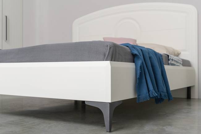 Комод Валенсия с кроватью 1600 и прикроватной тумбочкой цвет белый шагрень Комод Валенсия с кроватью 1600 и прикроватной тумбочкой цвет белый шагрень