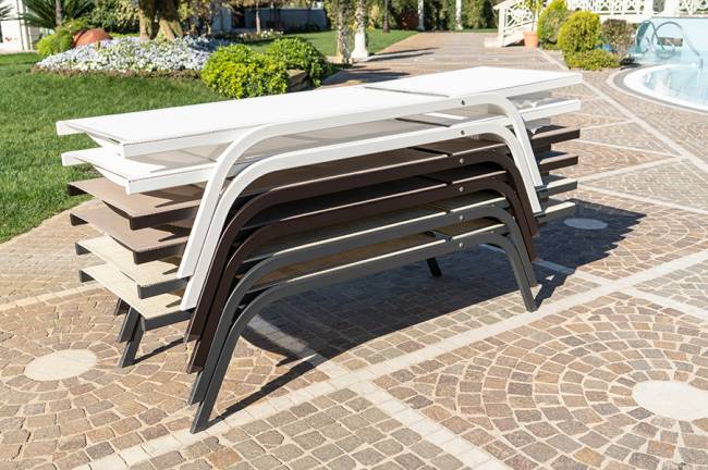 Шезлонг-лежак металлический Style 1970х620х400 мм